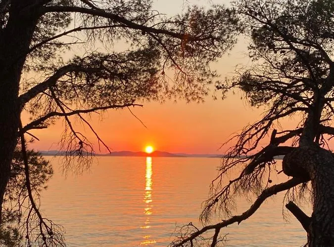 Del Mare, Seaside Family Pace, Free Parking And Wifi In Camp Dalmatino * دراغ