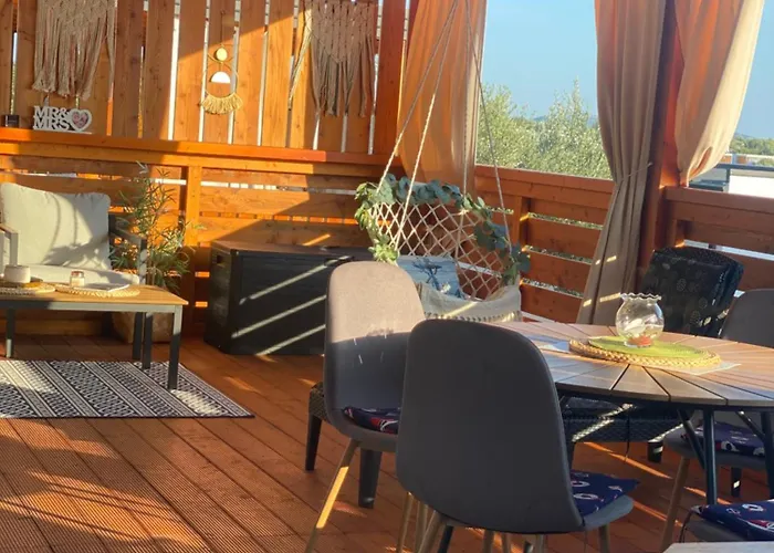 Del Mare, Seaside Family Pace, Free Parking And Wifi In Camp Dalmatino *