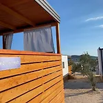 Del Mare, Seaside Family Pace, Free Parking And Wifi In Camp Dalmatino Сasa de vacaciones