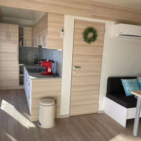 Del Mare, Seaside Family Pace, Free Parking And Wifi In Camp Dalmatino Drage