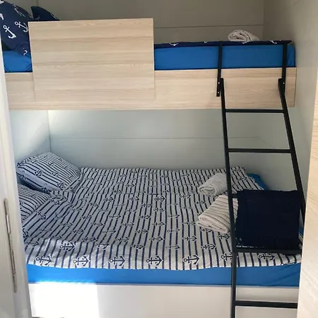 Del Mare, Seaside Family Pace, Free Parking And Wifi In Camp Dalmatino * Drage