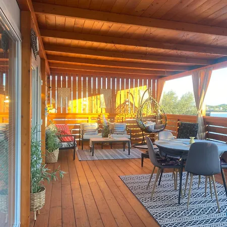 Del Mare, Seaside Family Pace, Free Parking And Wifi In Camp Dalmatino Сasa de vacaciones *