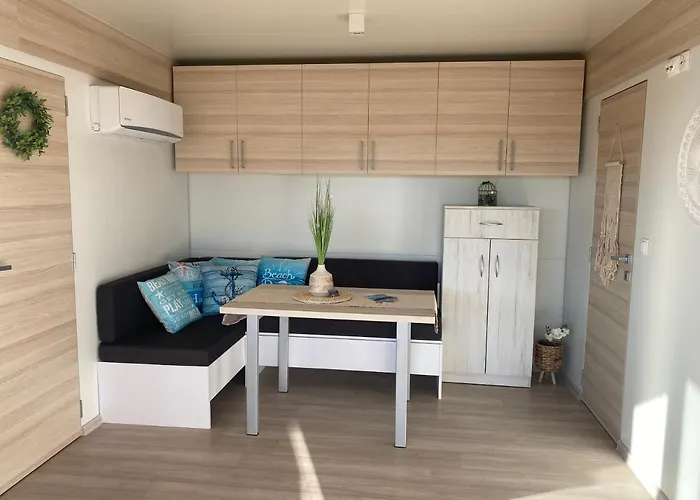 Del Mare, Seaside Family Pace, Free Parking And Wifi In Camp Dalmatino *