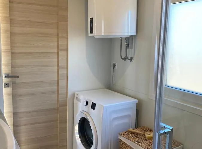 Del Mare, Seaside Family Pace, Free Parking And Wifi In Camp Dalmatino Драге