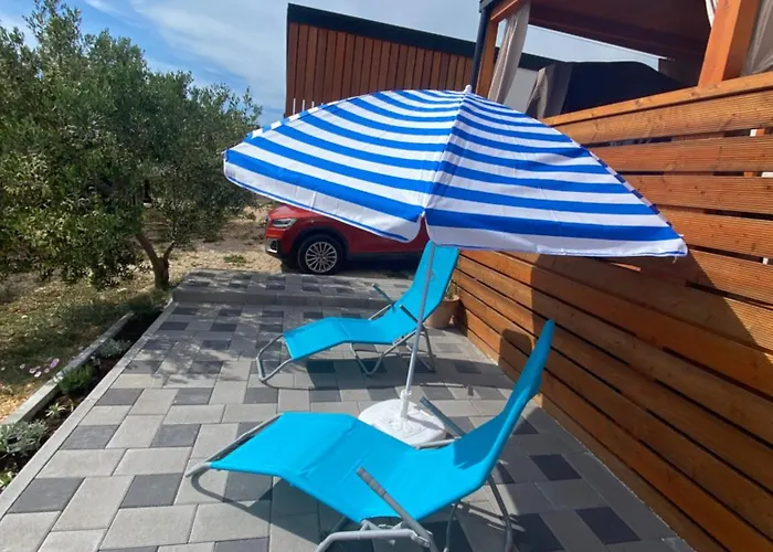 Del Mare, Seaside Family Pace, Free Parking And Wifi In Camp Dalmatino * Драге